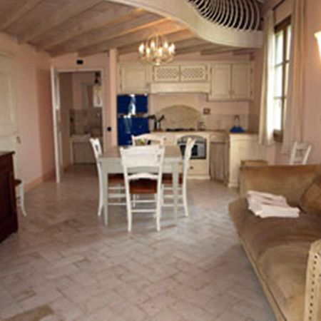 סוברטו Agriturismo Gualdo Del Re חדר תמונה