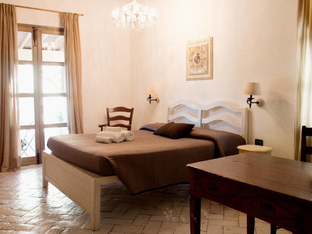 סוברטו Agriturismo Gualdo Del Re מראה חיצוני תמונה