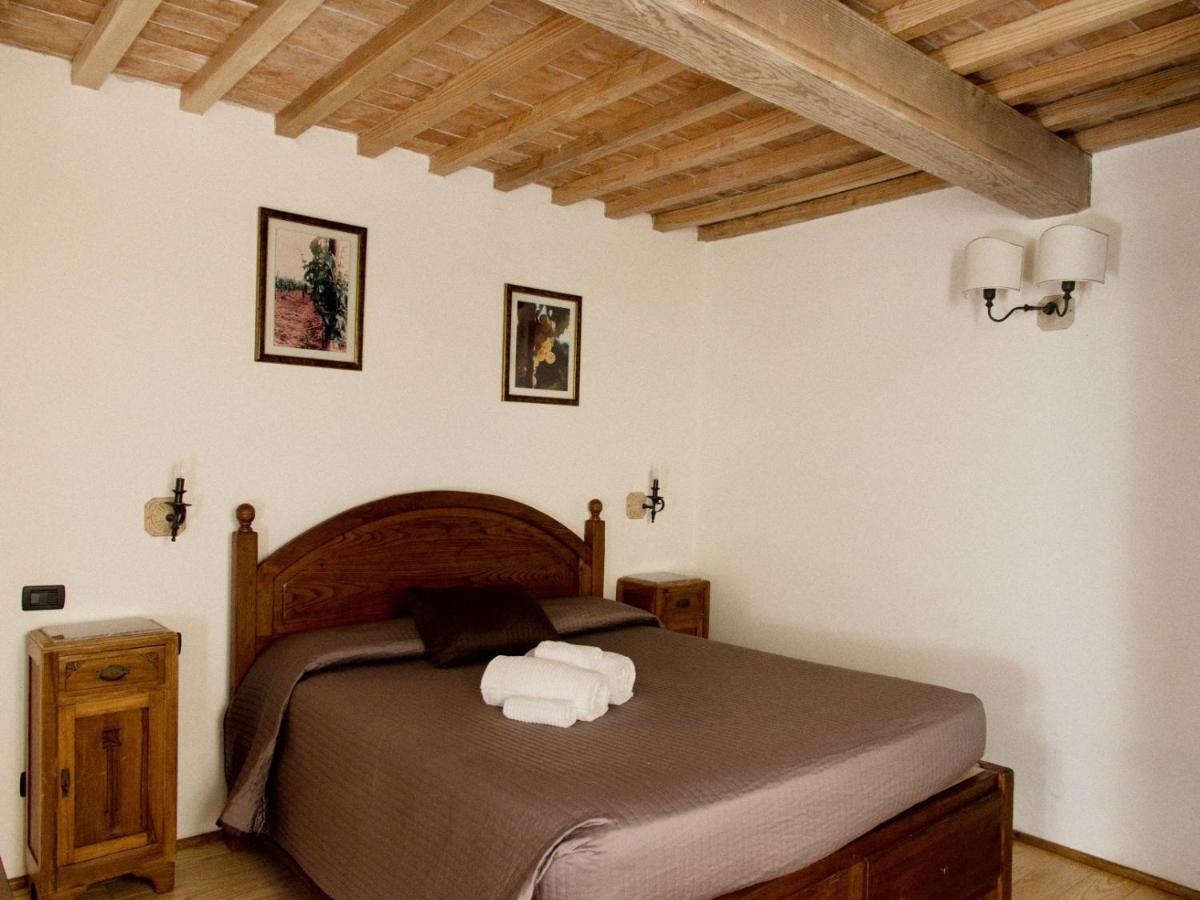 סוברטו Agriturismo Gualdo Del Re מראה חיצוני תמונה