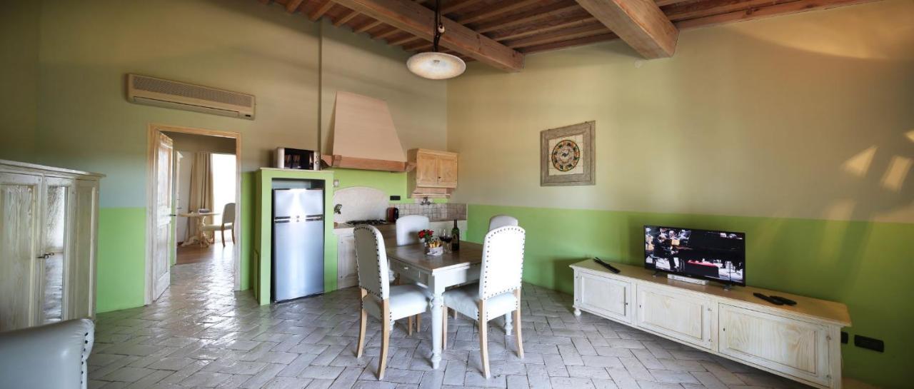 סוברטו Agriturismo Gualdo Del Re מראה חיצוני תמונה