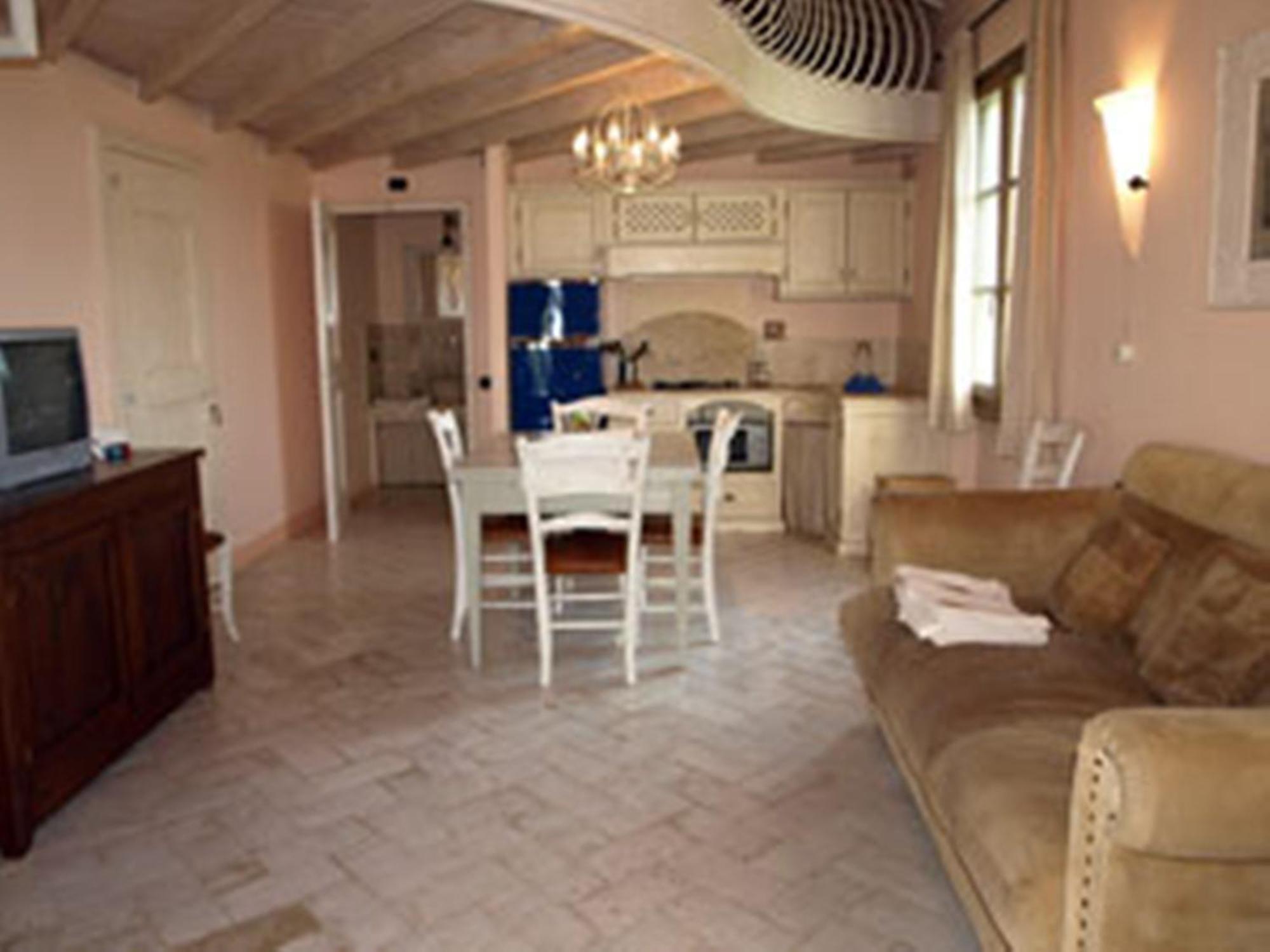 סוברטו Agriturismo Gualdo Del Re חדר תמונה