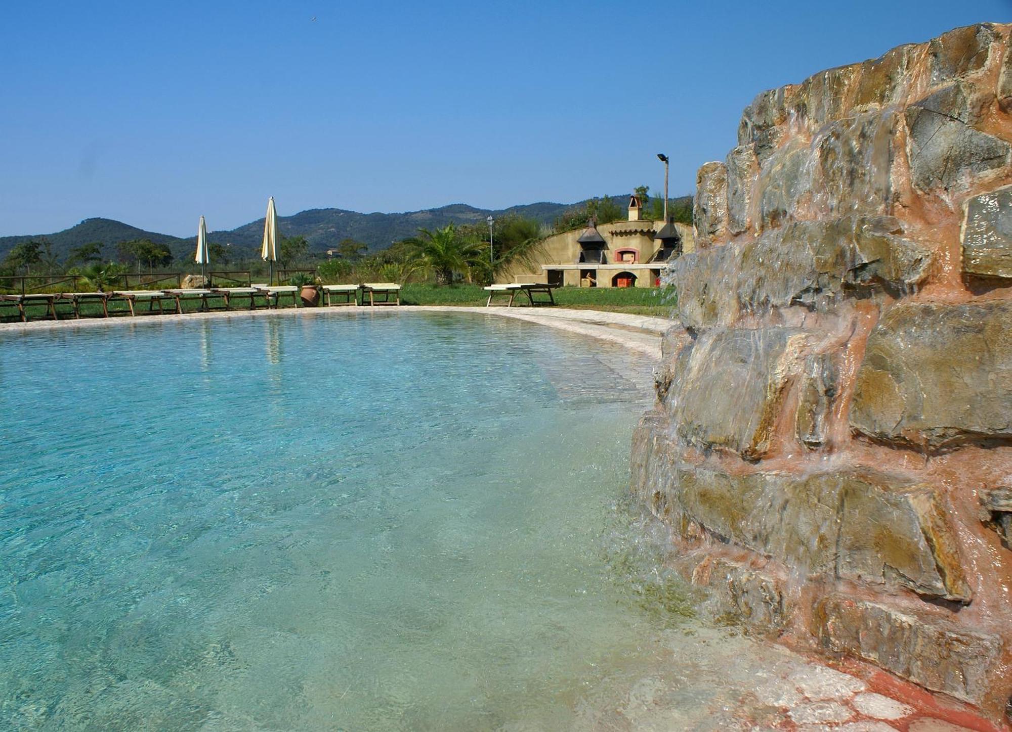 סוברטו Agriturismo Gualdo Del Re מראה חיצוני תמונה