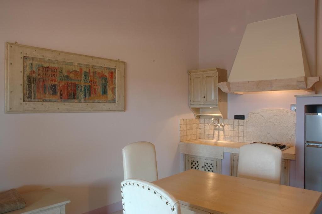 סוברטו Agriturismo Gualdo Del Re חדר תמונה